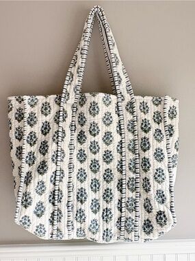 Mark and Graham white flower block print oversized quilted tote